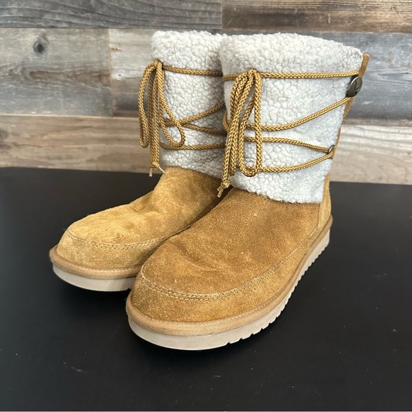 Koolaburra By UGG Women’s Michon Short Brown Lined Fashion Boot Women Size 9 - Picture 1 of 11